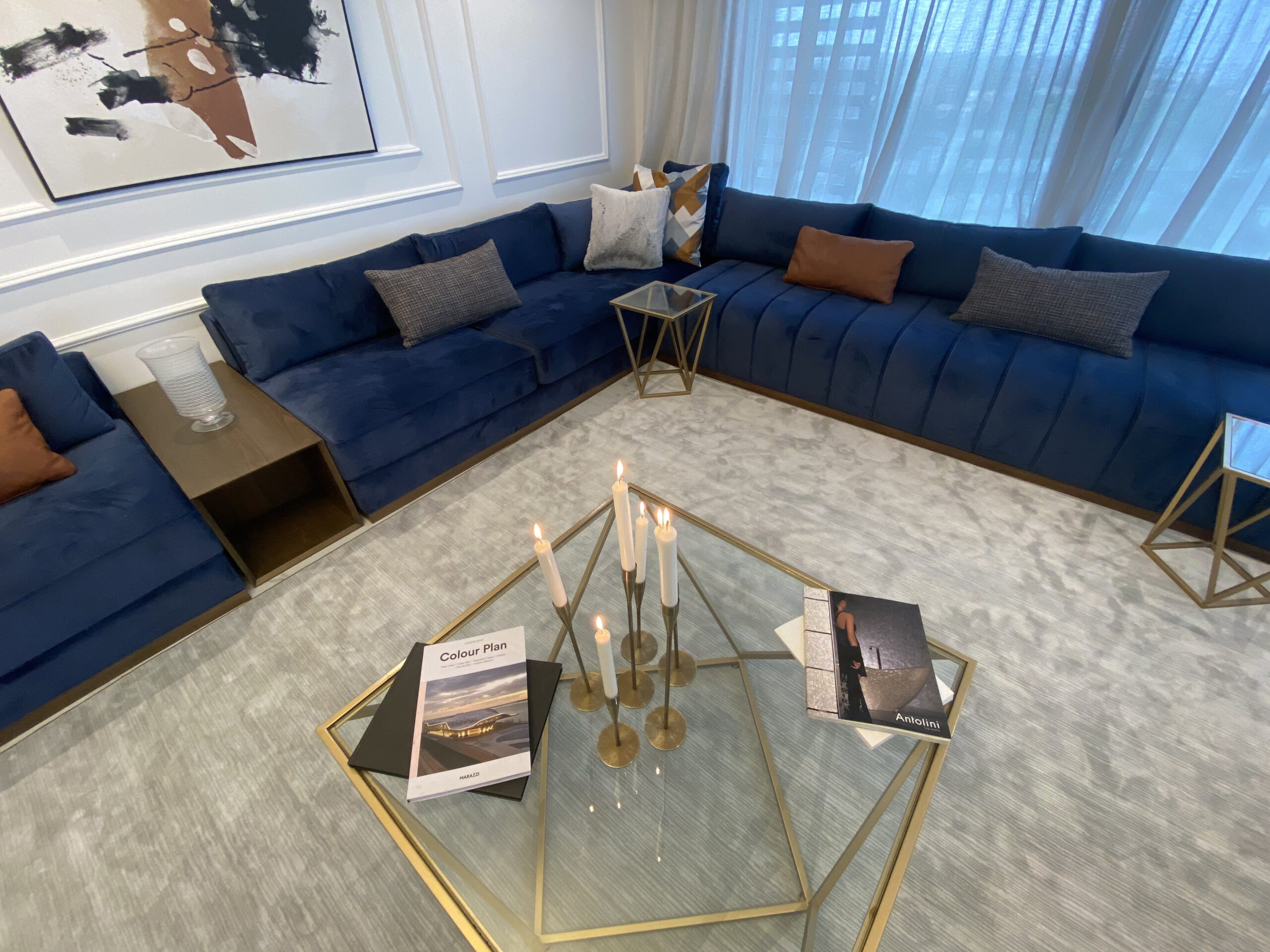 Moroccan salon with boucle seating and Beni Ourain rug